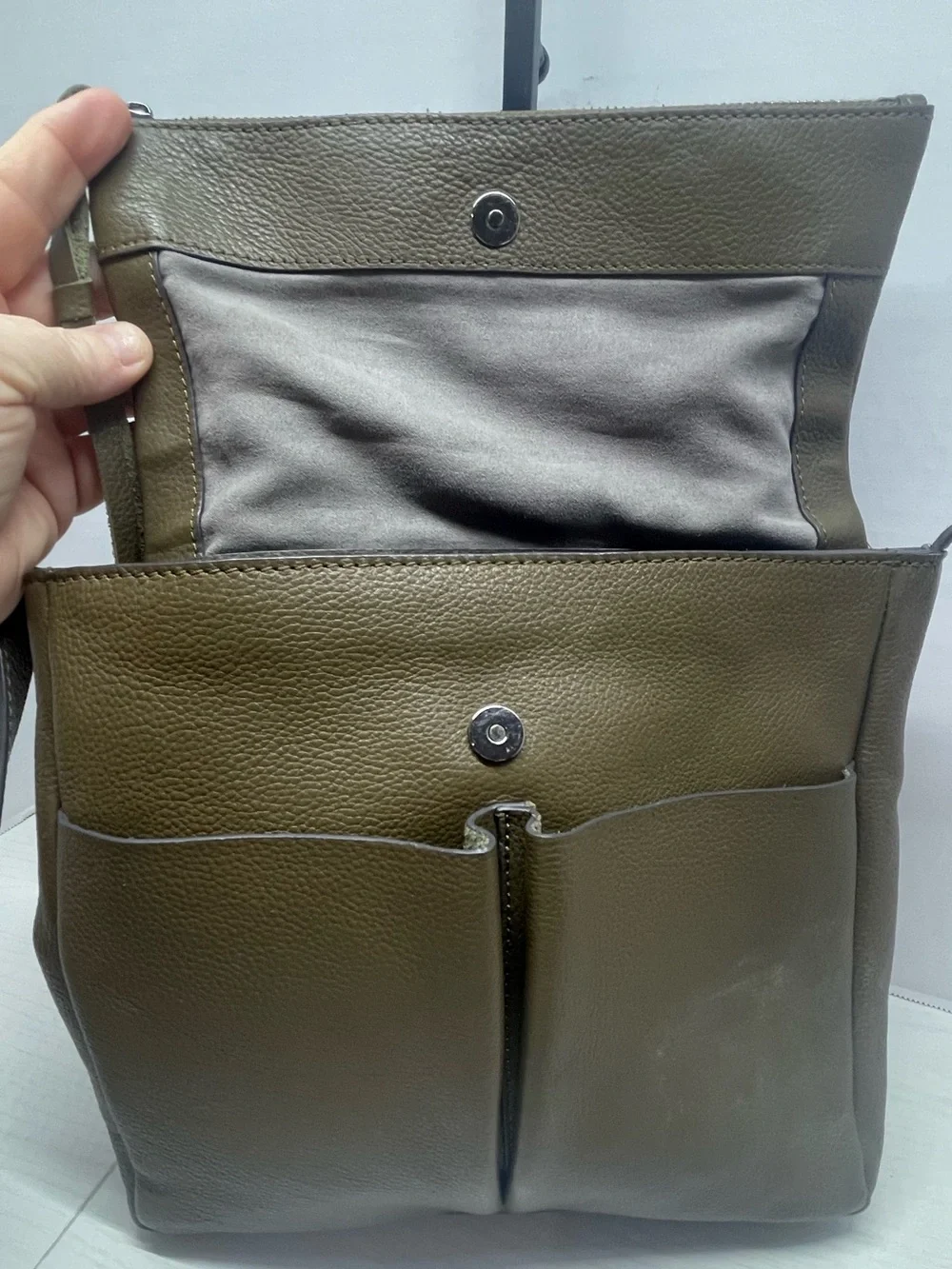 VINCE CAMUTO “Miles” Leather Crossbody Bag - Olive Green